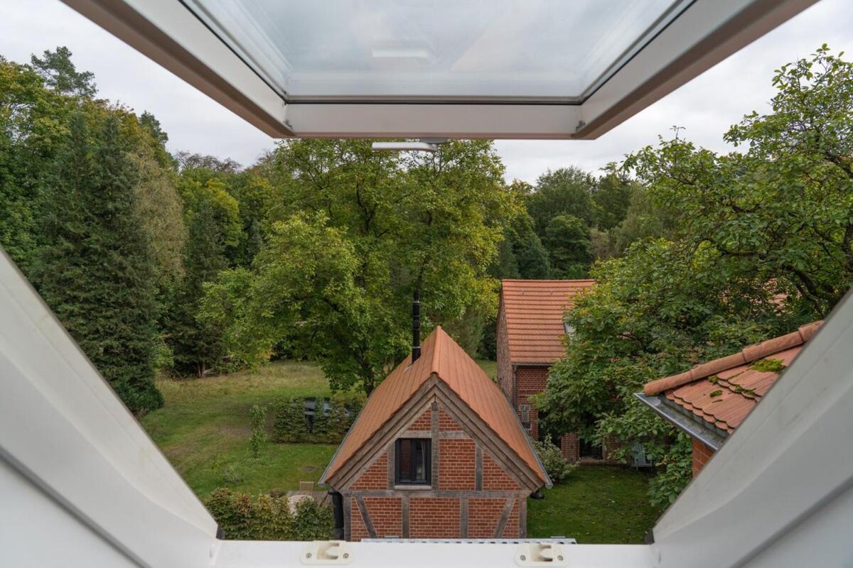 Wald- Und Seeidyll Im Historischen Forsthaus Neuruppin Exterior foto