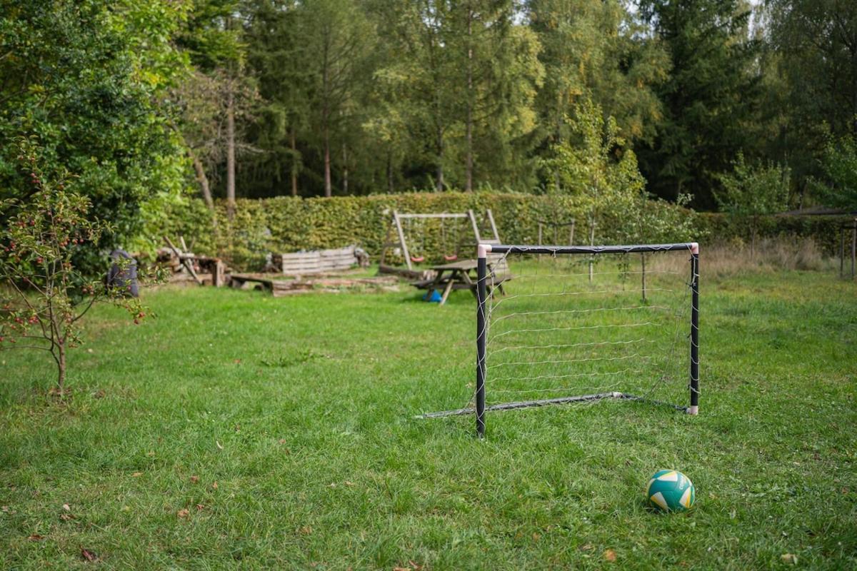 Wald- Und Seeidyll Im Historischen Forsthaus Neuruppin Exterior foto