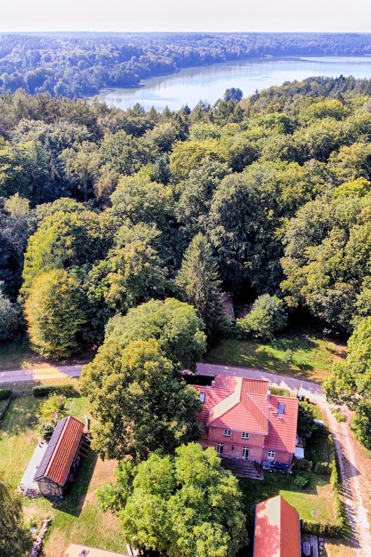 Wald- Und Seeidyll Im Historischen Forsthaus Neuruppin Exterior foto